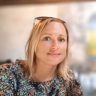 Laura Tyrrell - PADI Staff Instructor & Cabo Private Guide Owner